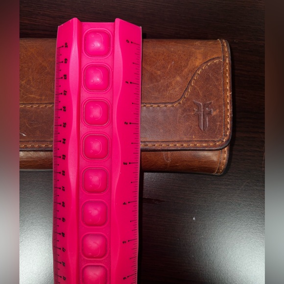 Frye Melissa Trifold Leather Brown Leather - Picture 9 of 9